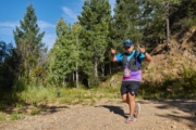 B4245940