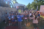 T4250930