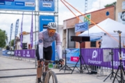 U4273885